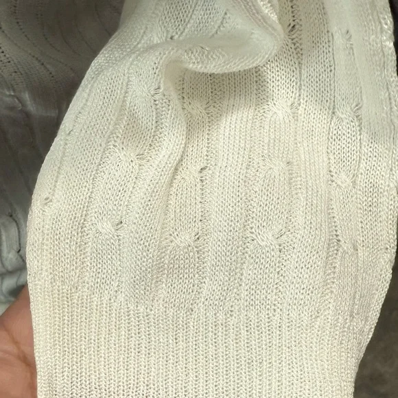Elegant Cream/white Cable Knit Sweater - Picture 6 of 7